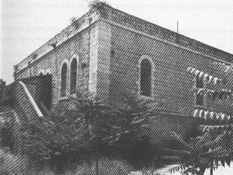 The first Academy and Conservatory building on Hillel Street