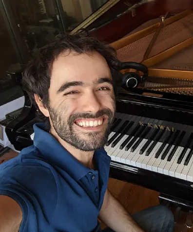 אורי אלוני