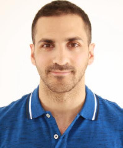 نبيل شاعر